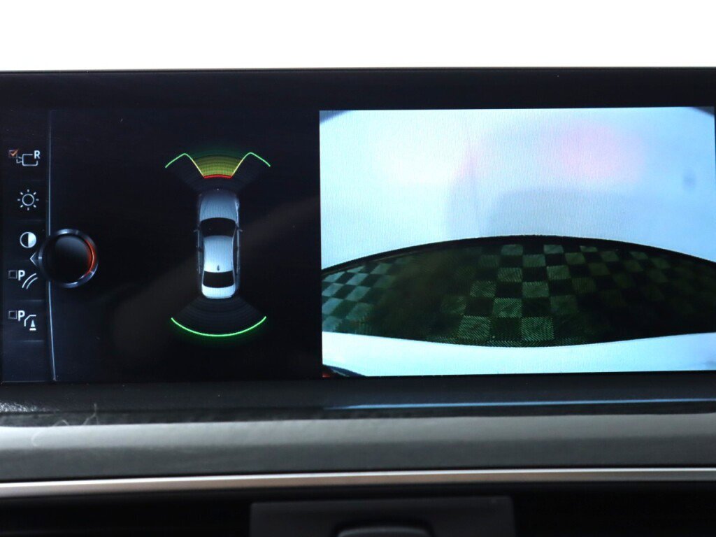 Used 2017 BMW 328d Sedan image 19