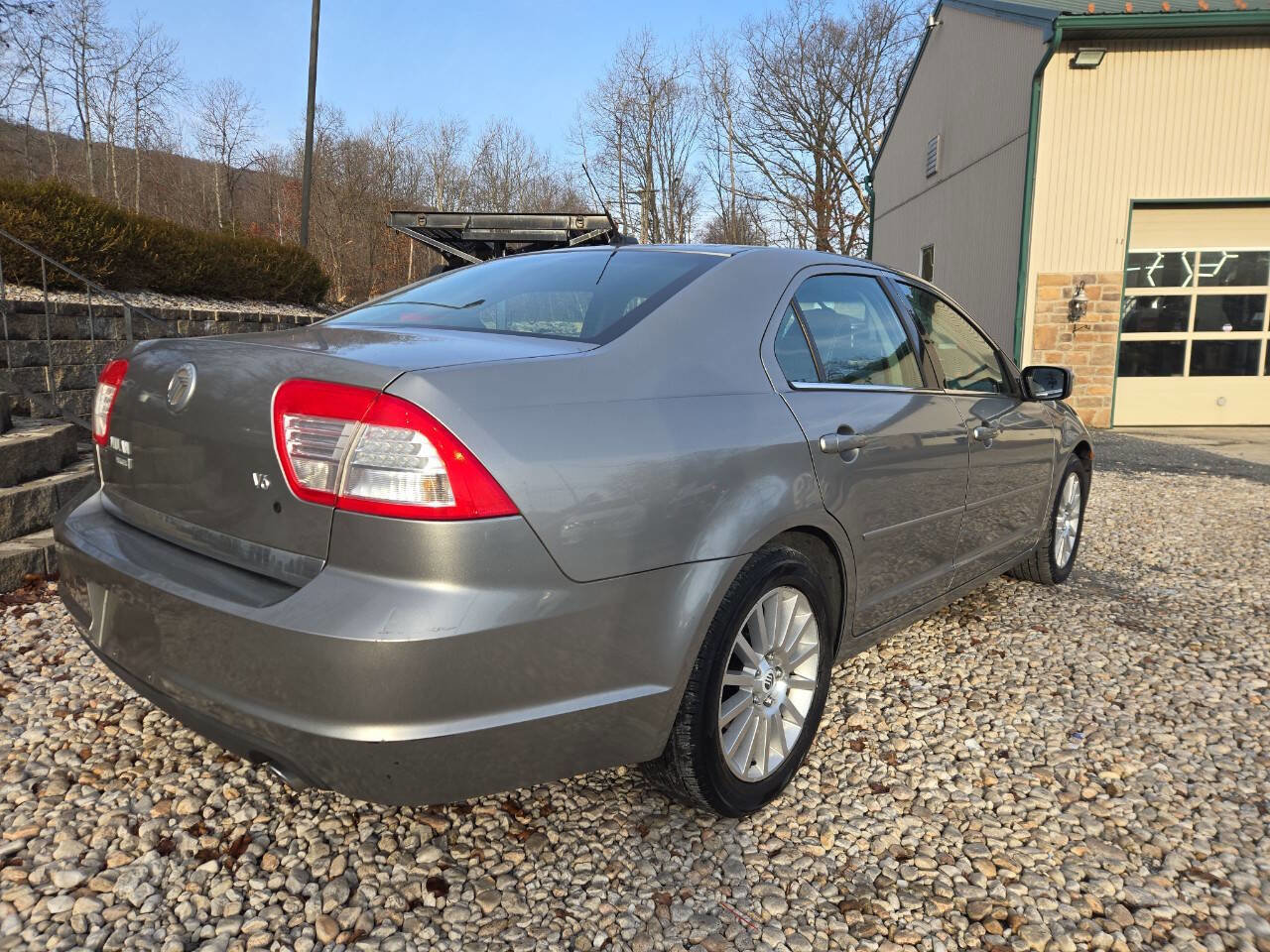 Used 2009 Mercury Milan Premier image 3