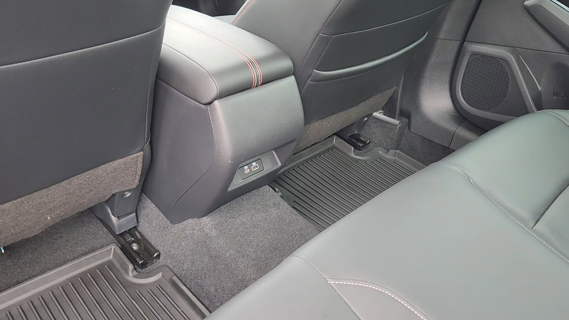 Used 2023 Nissan Altima 2.5 SR w/ SR Premium Package image 19