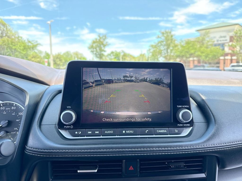 Used 2023 Nissan Rogue SV FWD image 21