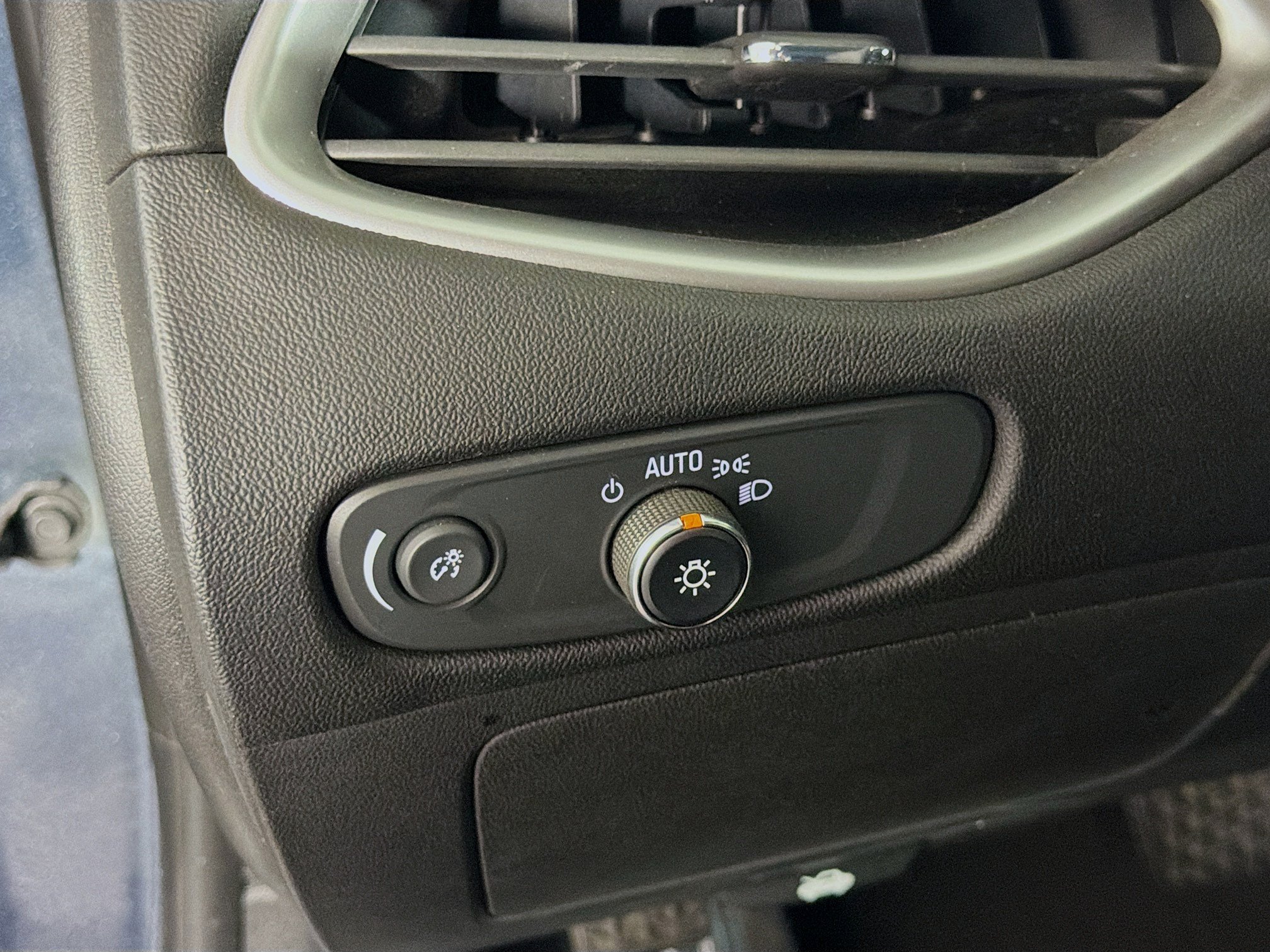 Used 2019 Chevrolet Malibu LS FWD image 17