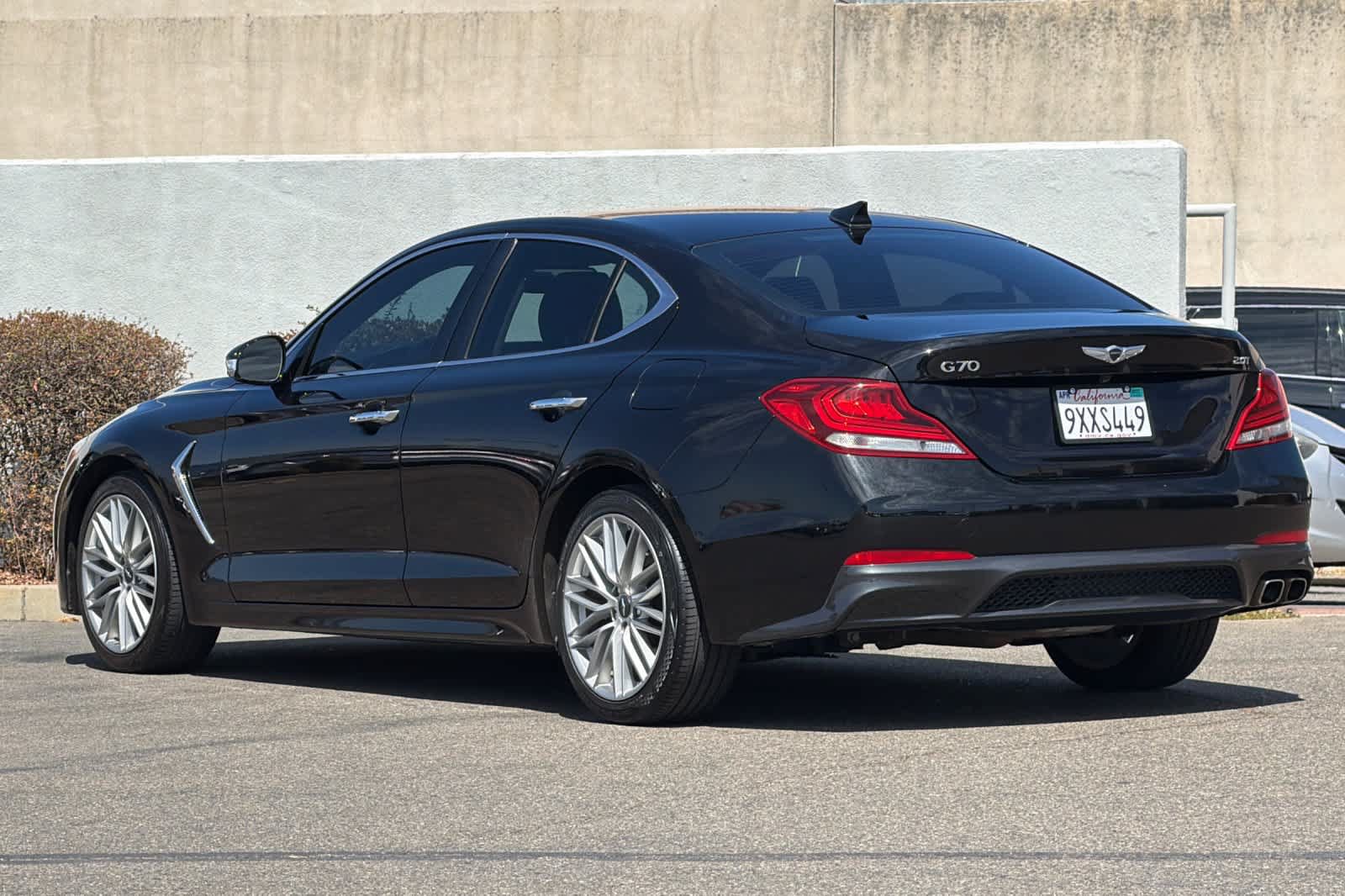 Used 2021 Genesis G70 2.0T RWD image 7