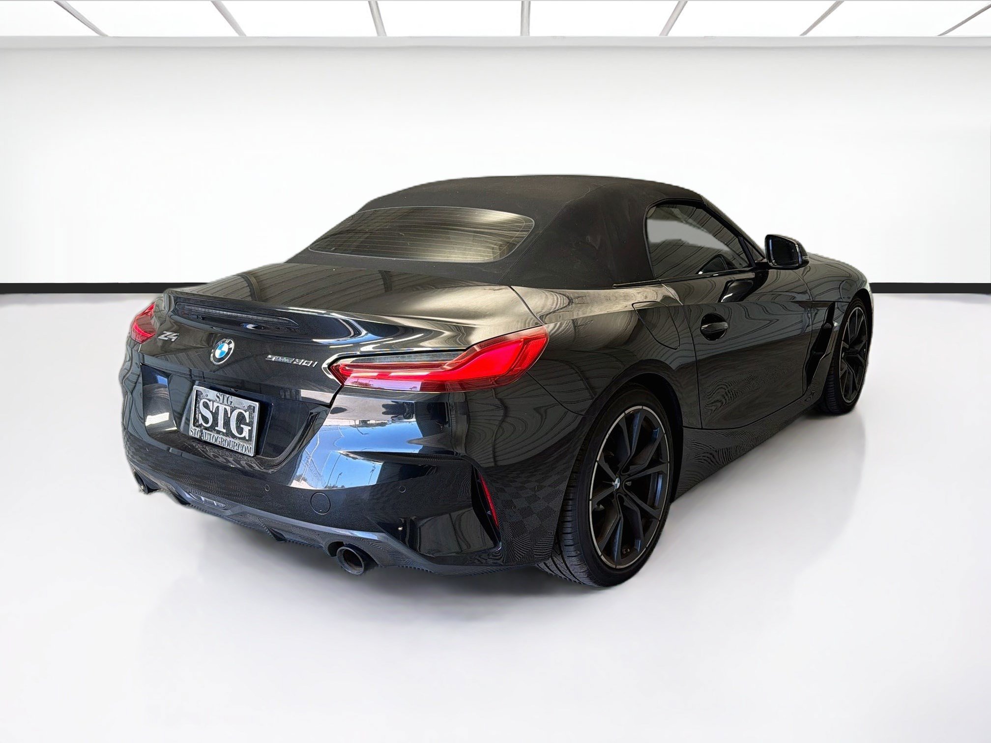 Used 2023 BMW Z4 sDrive30i w/ Driving Assistance Package RWD image 4