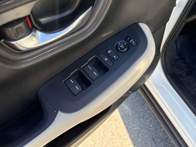 Certified 2024 Honda HR-V LX image 10