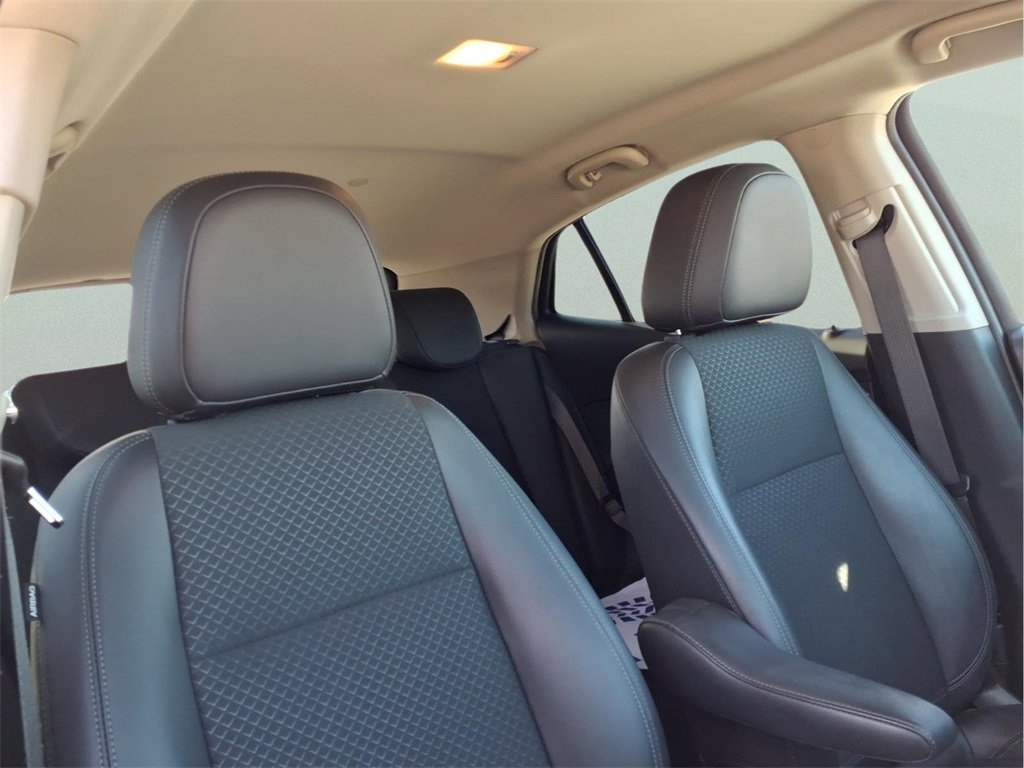 Used 2022 Buick Encore Preferred w/ Safety Package image 18