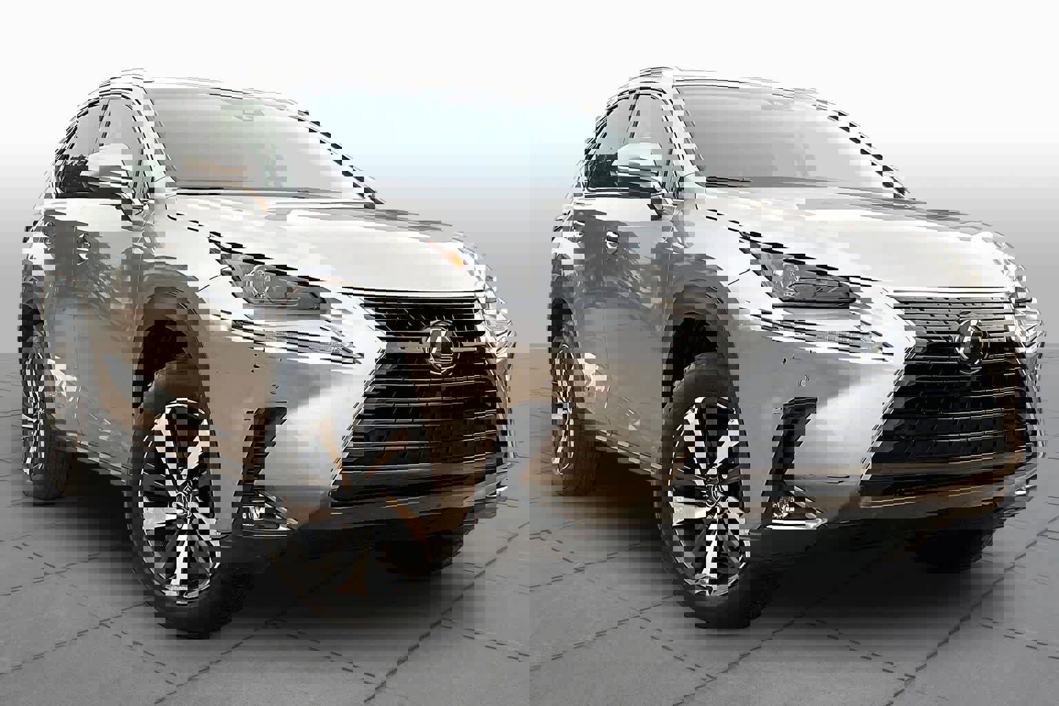 Used 2018 Lexus NX 300h AWD w/ Premium Package image 3