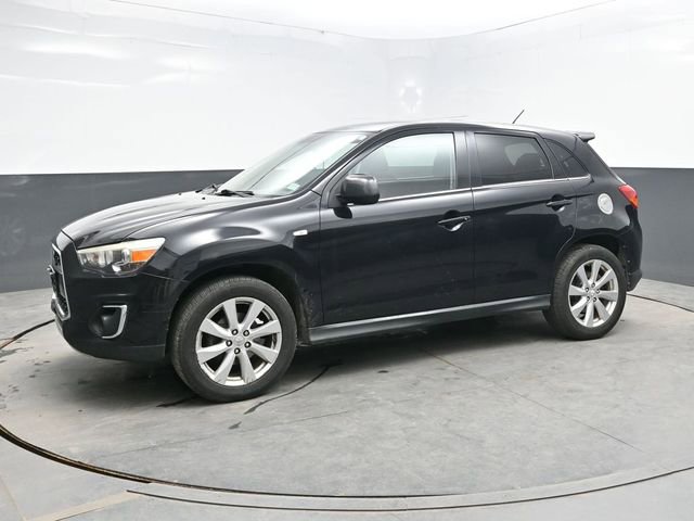 Used 2014 Mitsubishi Outlander Sport SE AWD/4WD image 3