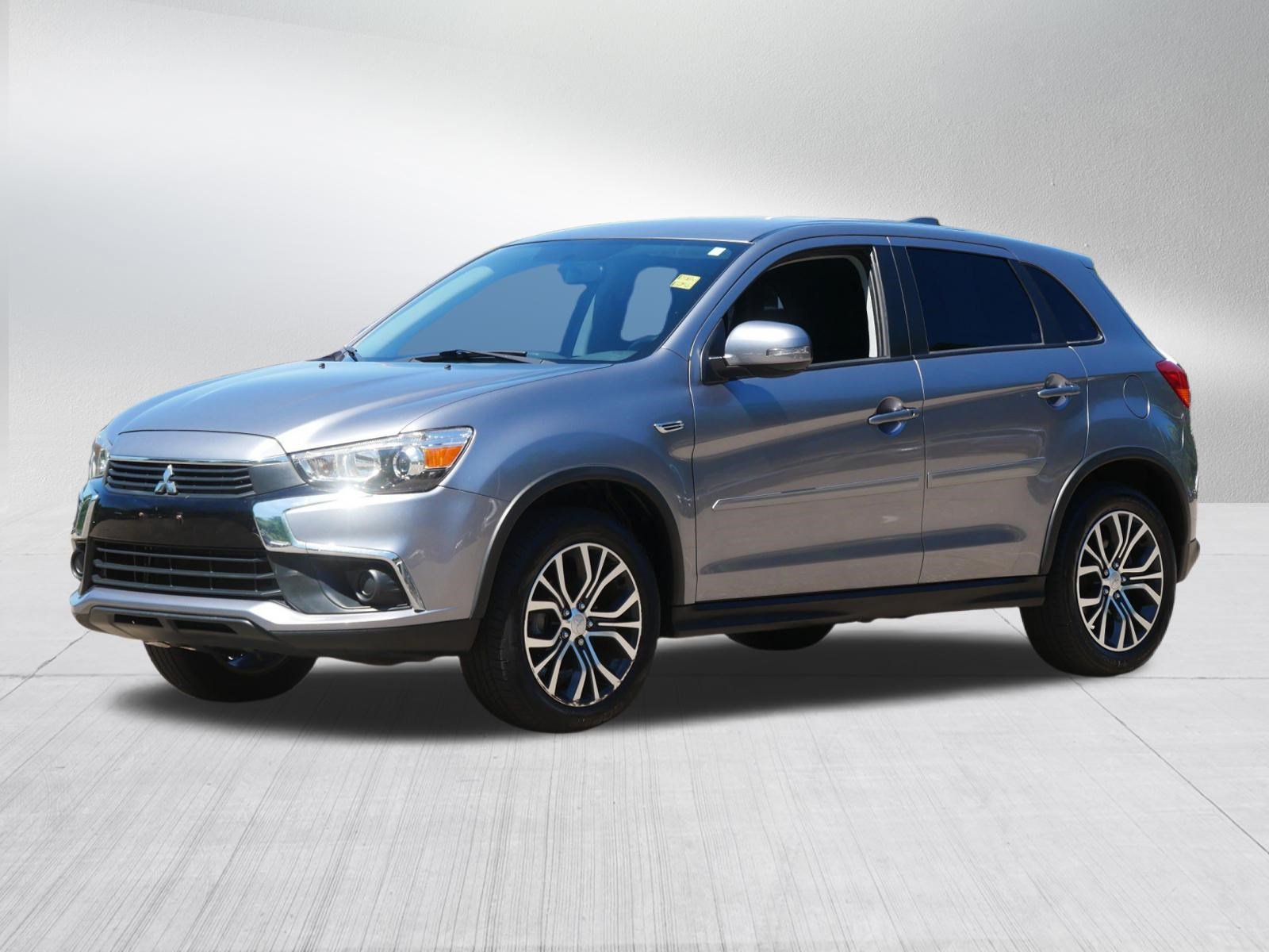 Used 2017 Mitsubishi Outlander Sport LE AWD/4WD image 3