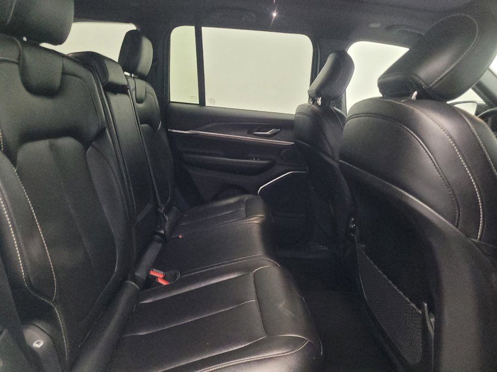 Used 2024 Jeep Grand Cherokee Limited 4xe image 19