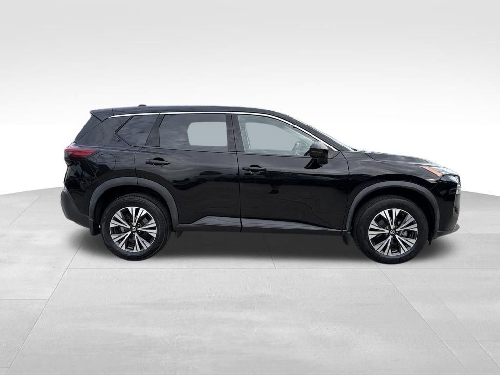 Used 2021 Nissan Rogue SV image 8