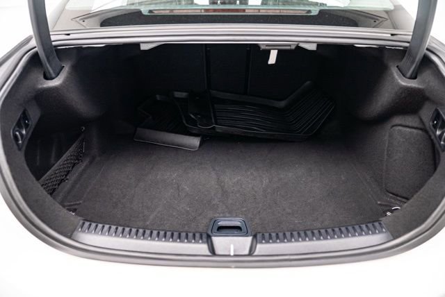 Used 2025 Mercedes-Benz E 350 4MATIC Sedan image 27