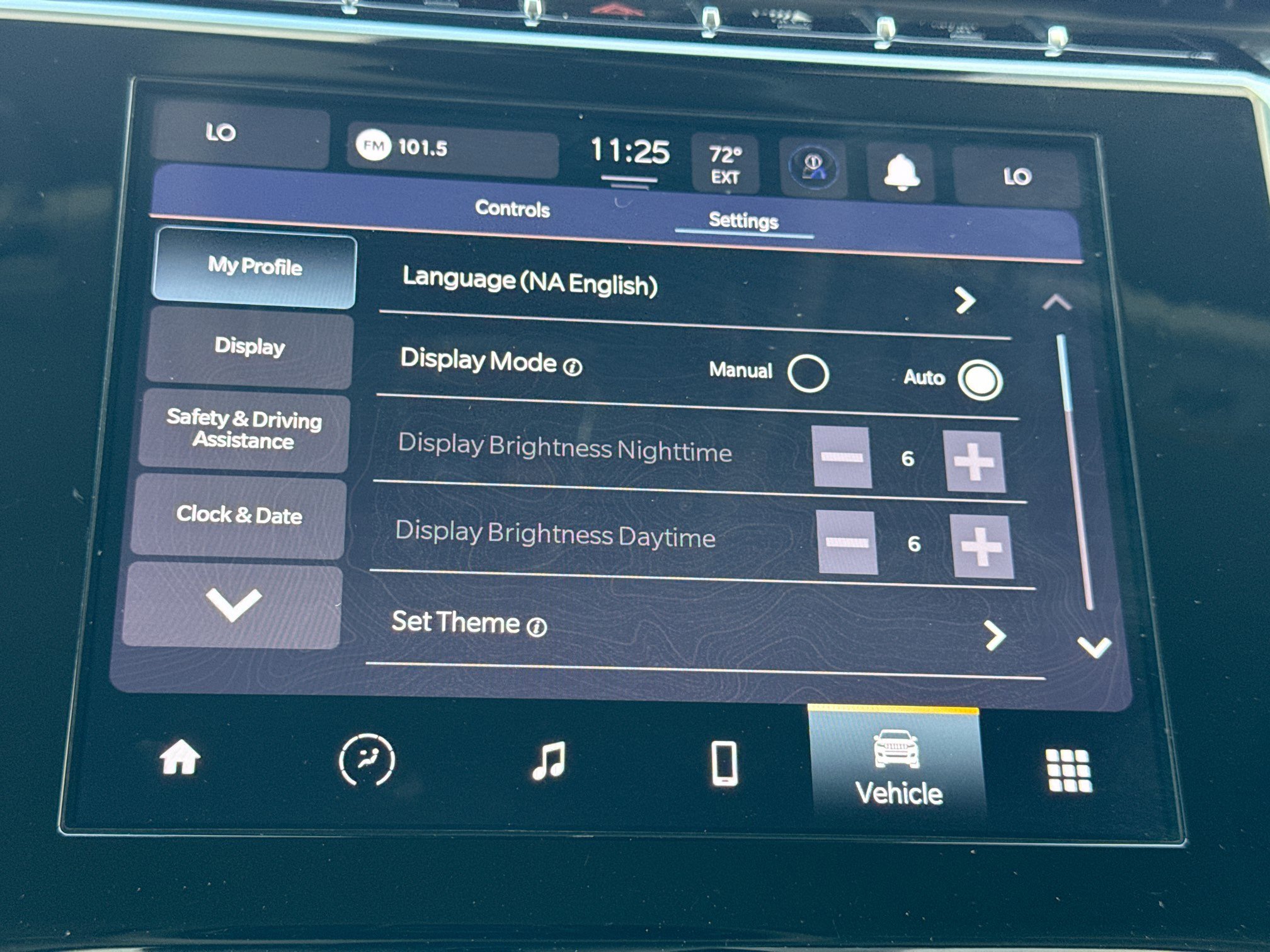 Used 2024 Jeep Grand Cherokee Laredo image 31