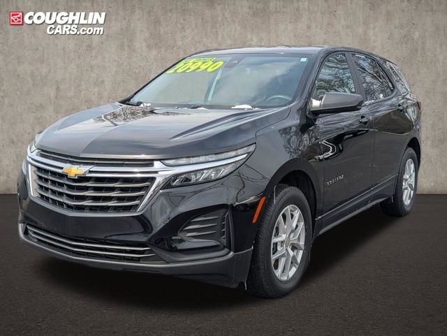 Used 2023 Chevrolet Equinox LS w/ LS Convenience Package image 3