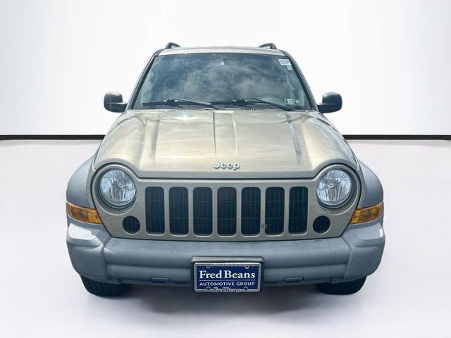 Used 2006 Jeep Liberty Sport AWD/4WD image 2