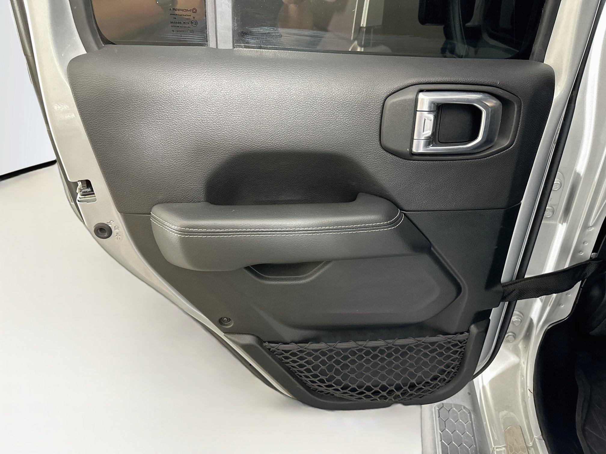 Used 2023 Jeep Wrangler Unlimited Sahara w/ Cold Weather Group AWD/4WD image 25