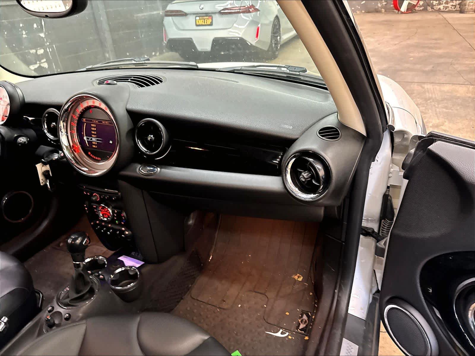 Used 2014 MINI Cooper Clubman S FWD image 18