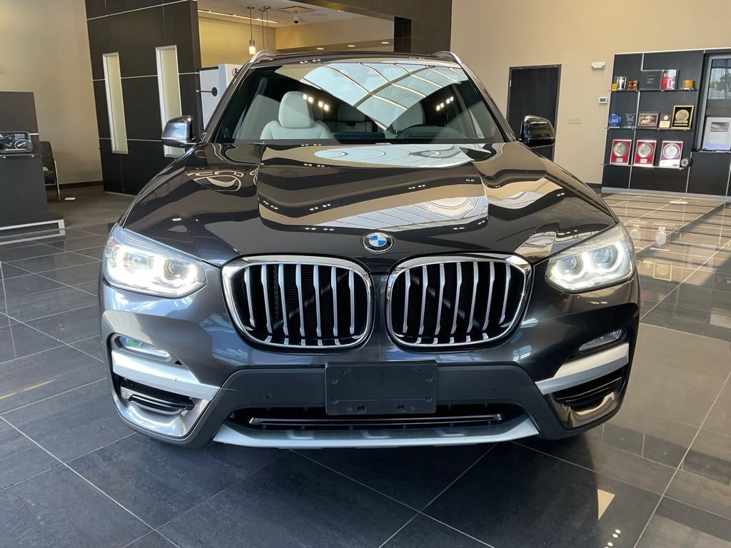 Used 2018 BMW X3 xDrive30i AWD/4WD image 2