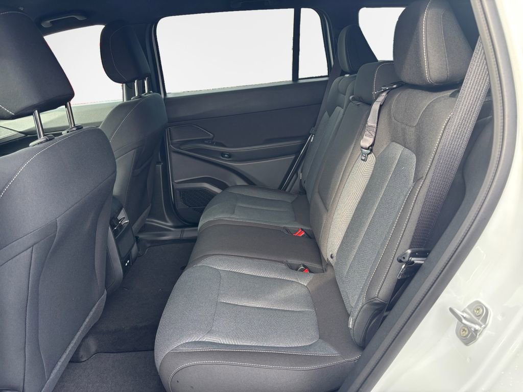 New 2026 Jeep Cherokee Laredo image 22