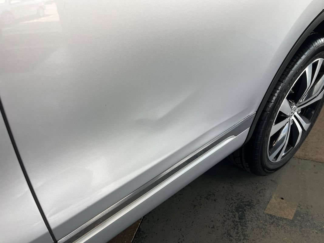 Used 2017 Volkswagen Touareg Wolfsburg Edition AWD/4WD image 29