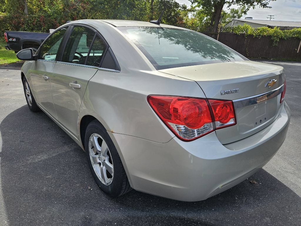 Used 2014 Chevrolet Cruze LT FWD image 7