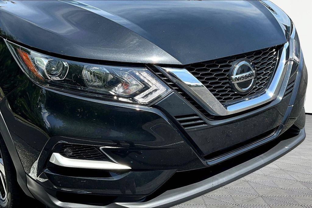 Used 2021 Nissan Rogue Sport SV AWD/4WD image 34