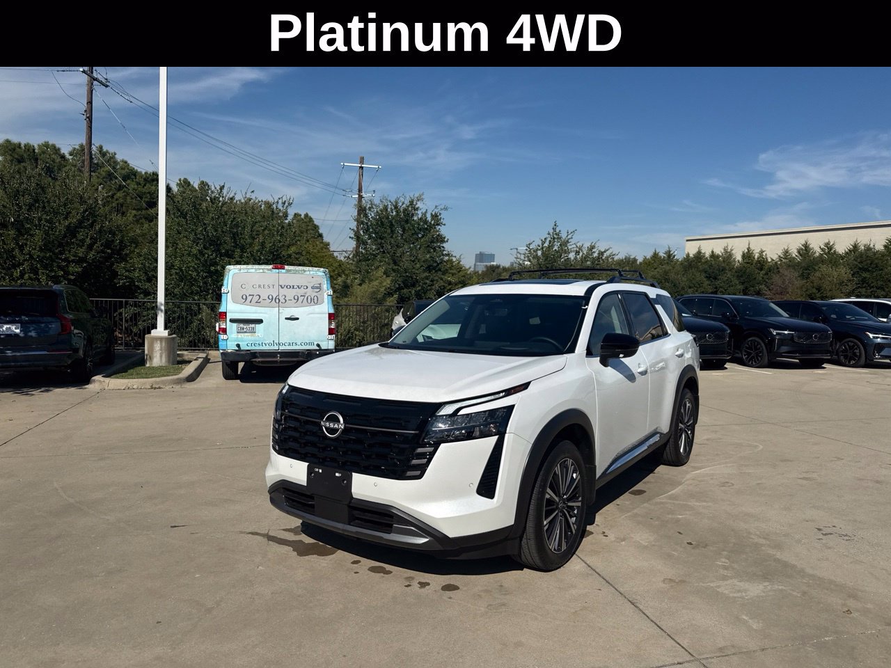 Used 2026 Nissan Pathfinder Platinum w/ Accent Package AWD/4WD image 2