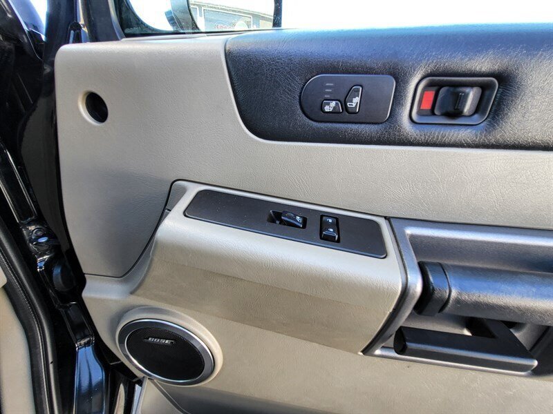 Used 2003 HUMMER H2 w/ Preferred Equipment Group AWD/4WD image 24