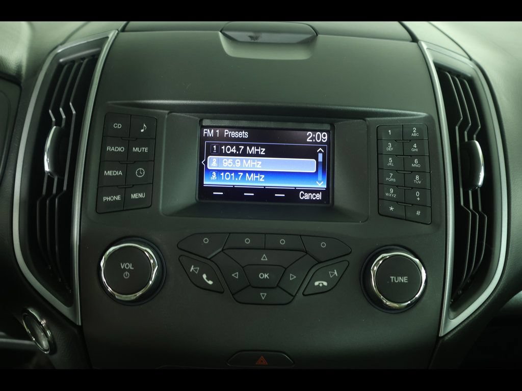 Used 2016 Ford Edge SE FWD image 20