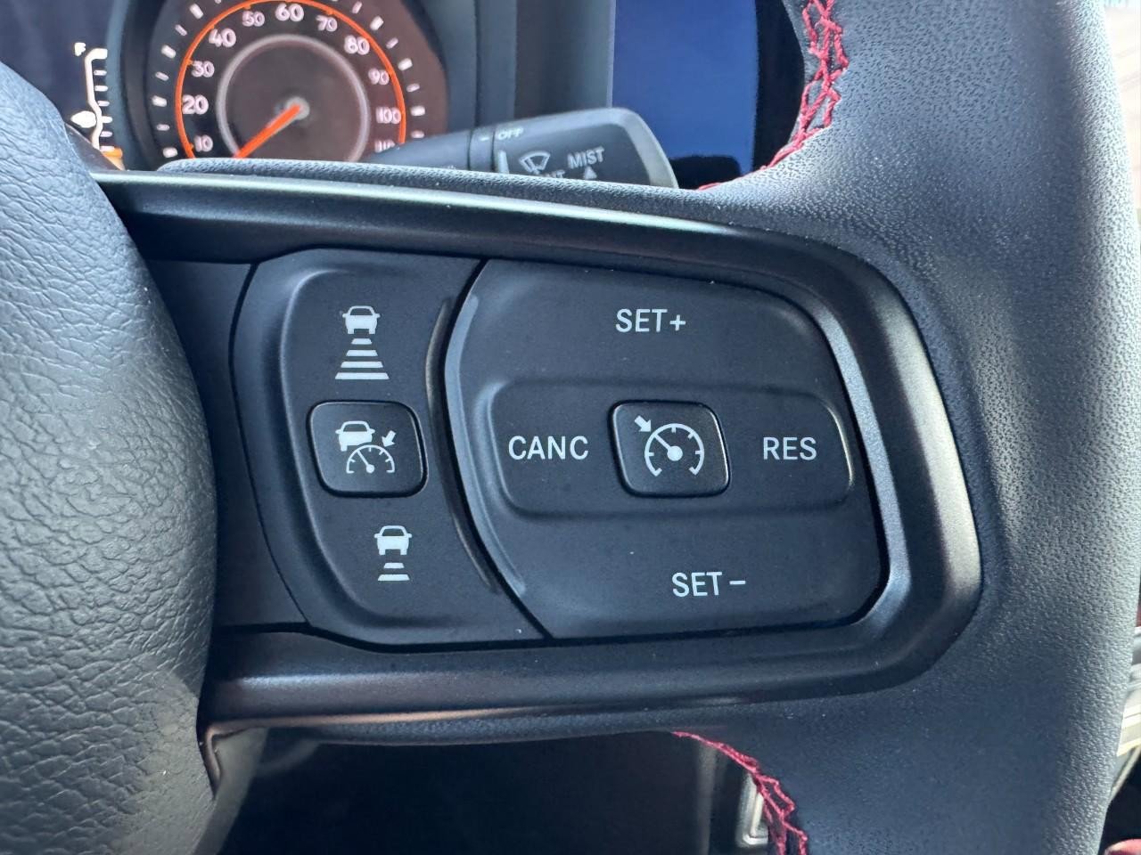 Used 2024 Jeep Gladiator Rubicon w/ Safety Group image 17