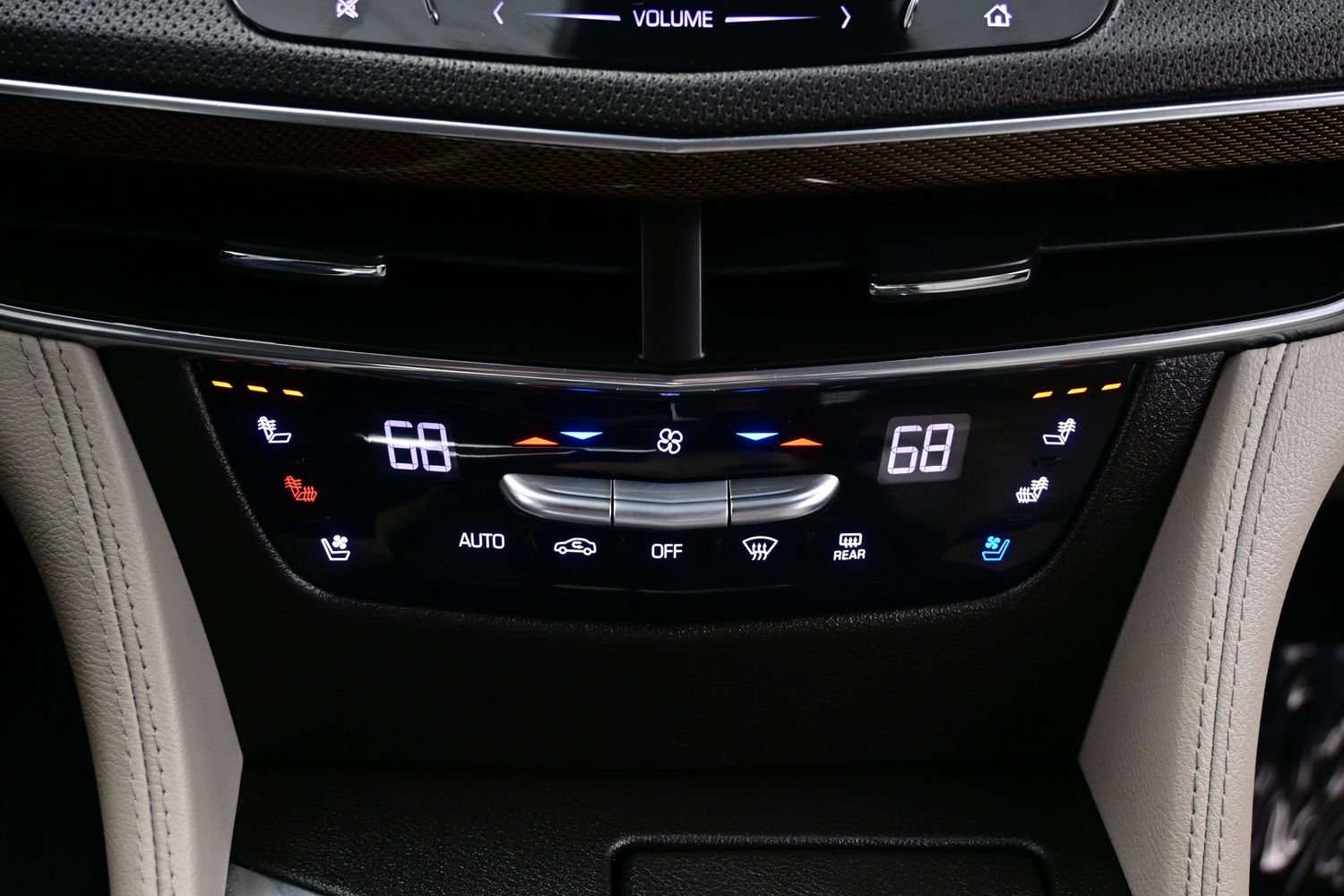 Used 2018 Cadillac CT6 Luxury AWD/4WD image 20