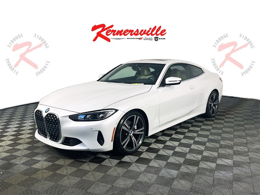 Used 2021 BMW 430i Coupe w/ Premium Package image 3