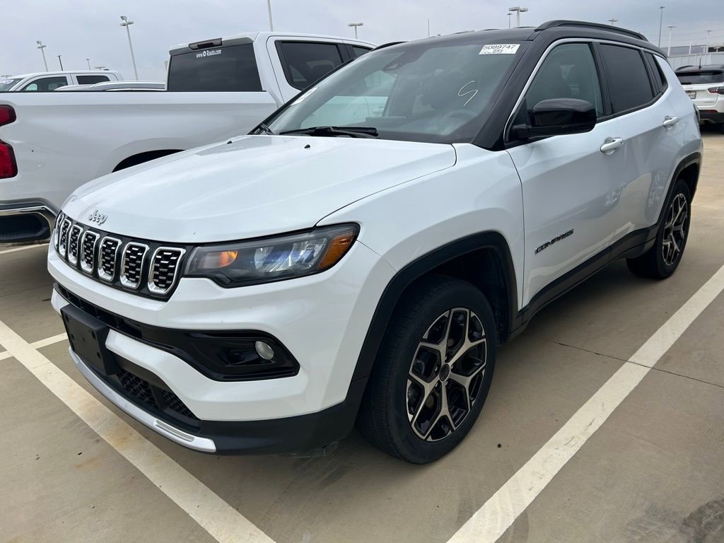 Used 2025 Jeep Compass Limited AWD/4WD image 14