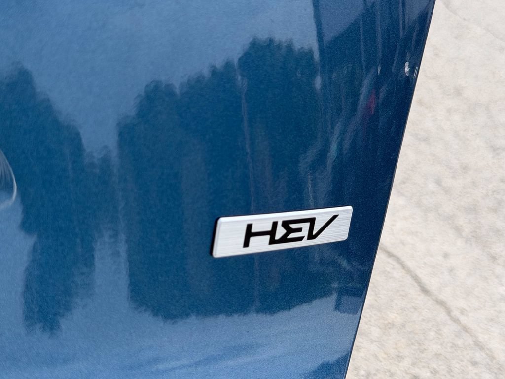 New 2026 Kia Niro EX FWD image 10