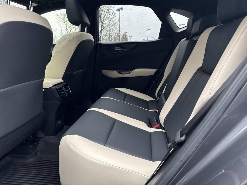 Used 2022 Lexus NX 250 AWD image 13