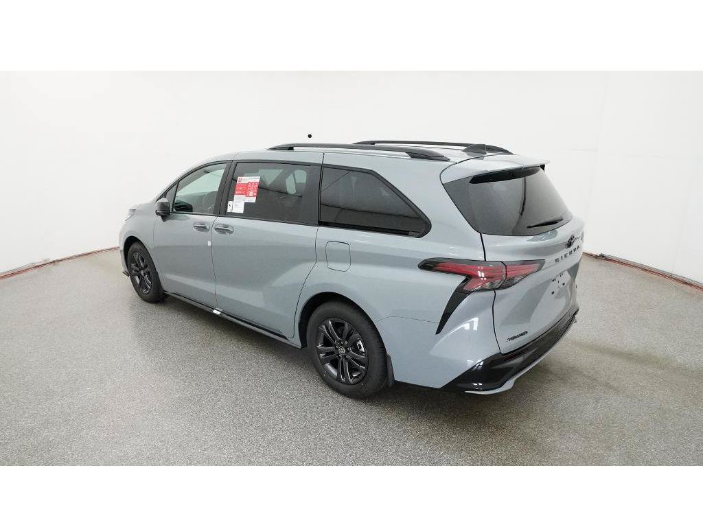 New 2026 Toyota Sienna XSE AWD/4WD image 5