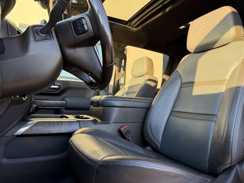 Used 2021 GMC Sierra 3500 Denali w/ Denali Ultimate Package image 8