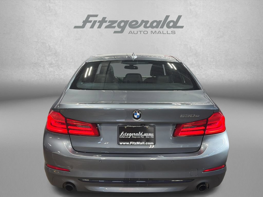 Used 2019 BMW 530e xDrive w/ Premium Package AWD/4WD image 6