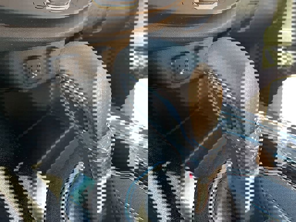 Used 2023 Chevrolet Traverse LS w/ Safety Package image 40