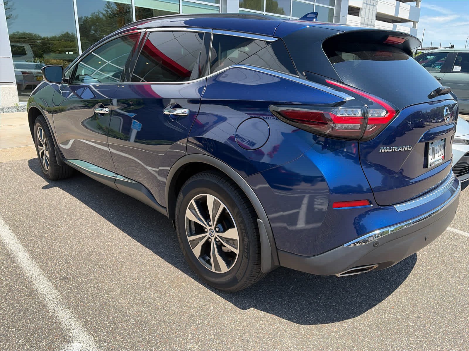 Used 2020 Nissan Murano SV AWD/4WD image 3