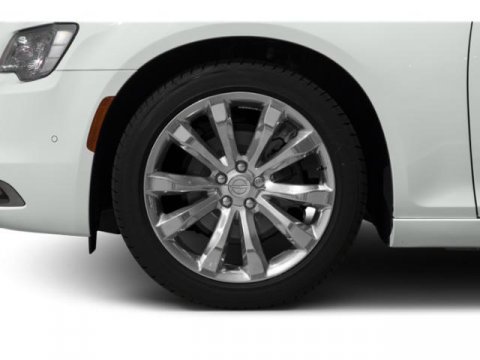 Used 2019 Chrysler 300 Limited image 14