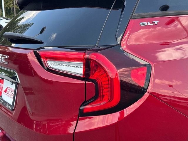 Used 2022 GMC Terrain SLT FWD image 12