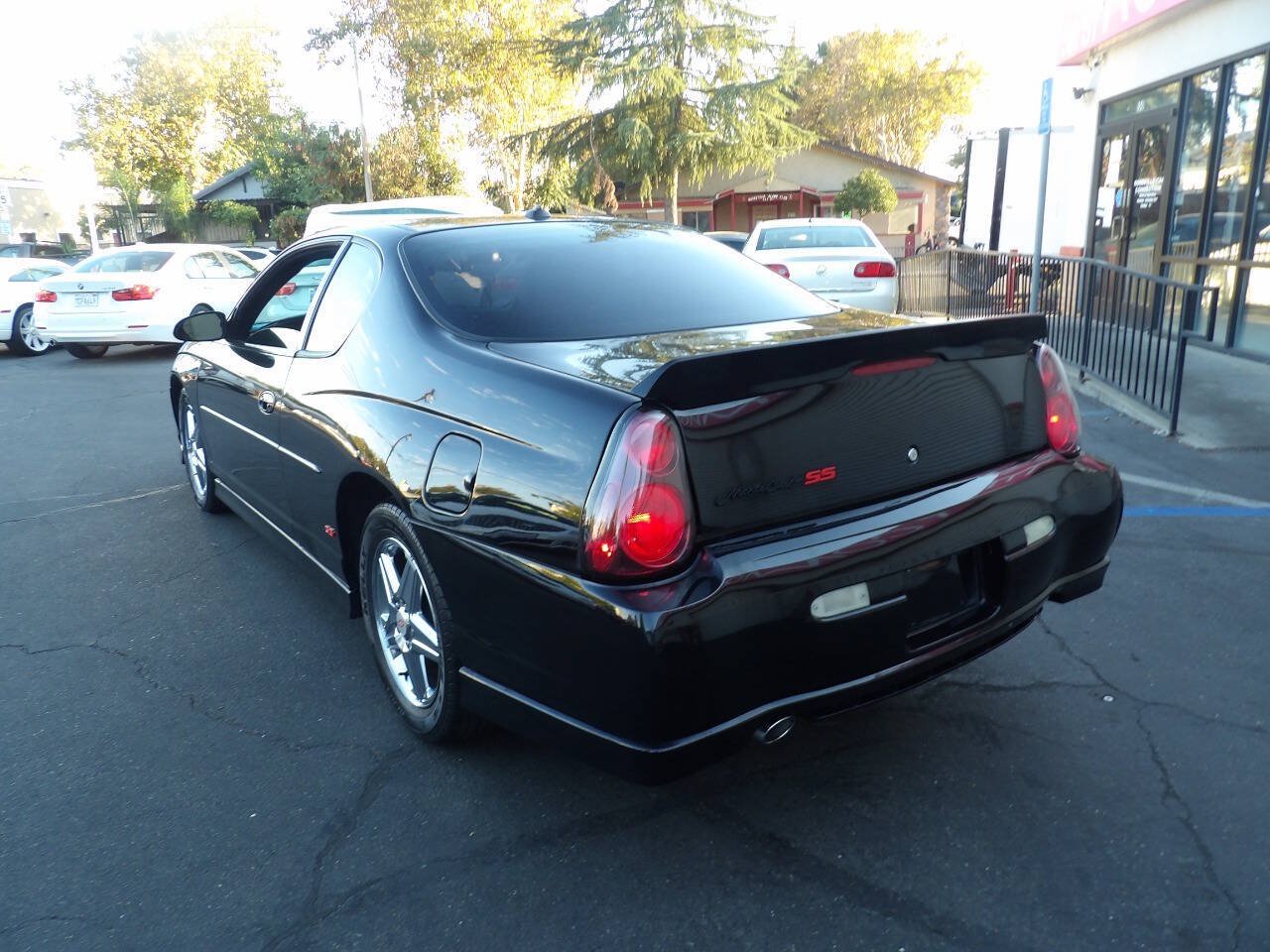 Used 2004 Chevrolet Monte Carlo SS FWD image 4