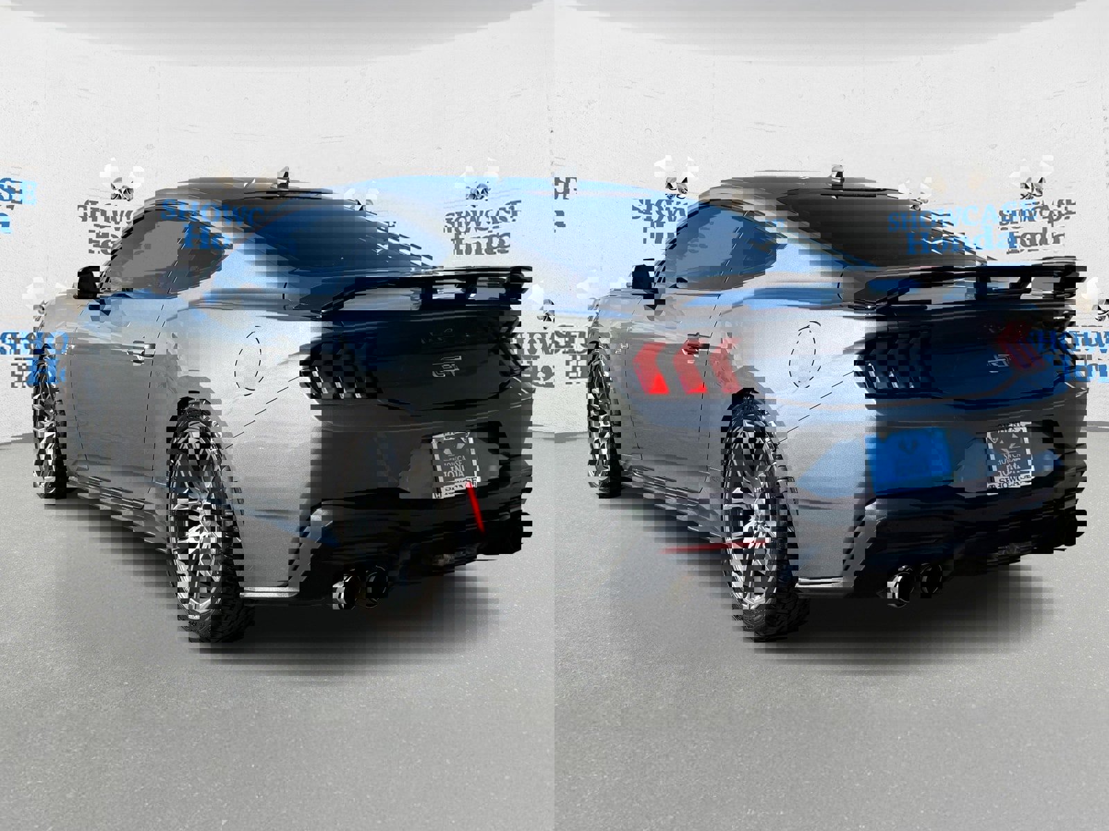 Used 2024 Ford Mustang GT Premium image 5