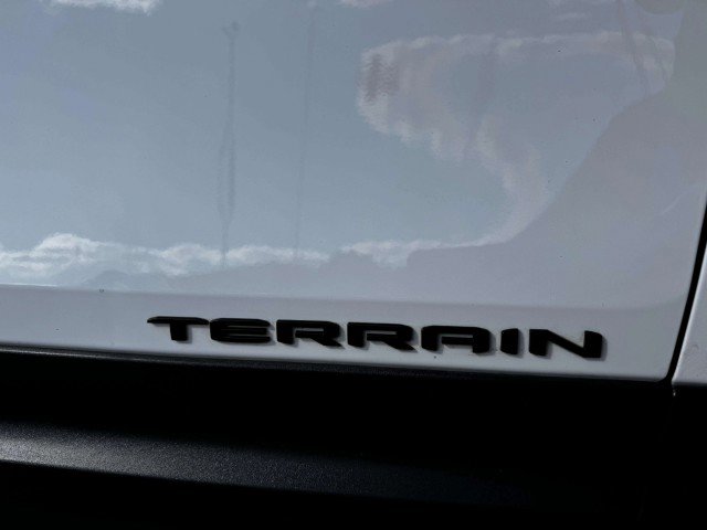Used 2023 GMC Terrain SLE w/ Driver Convenience Package image 11
