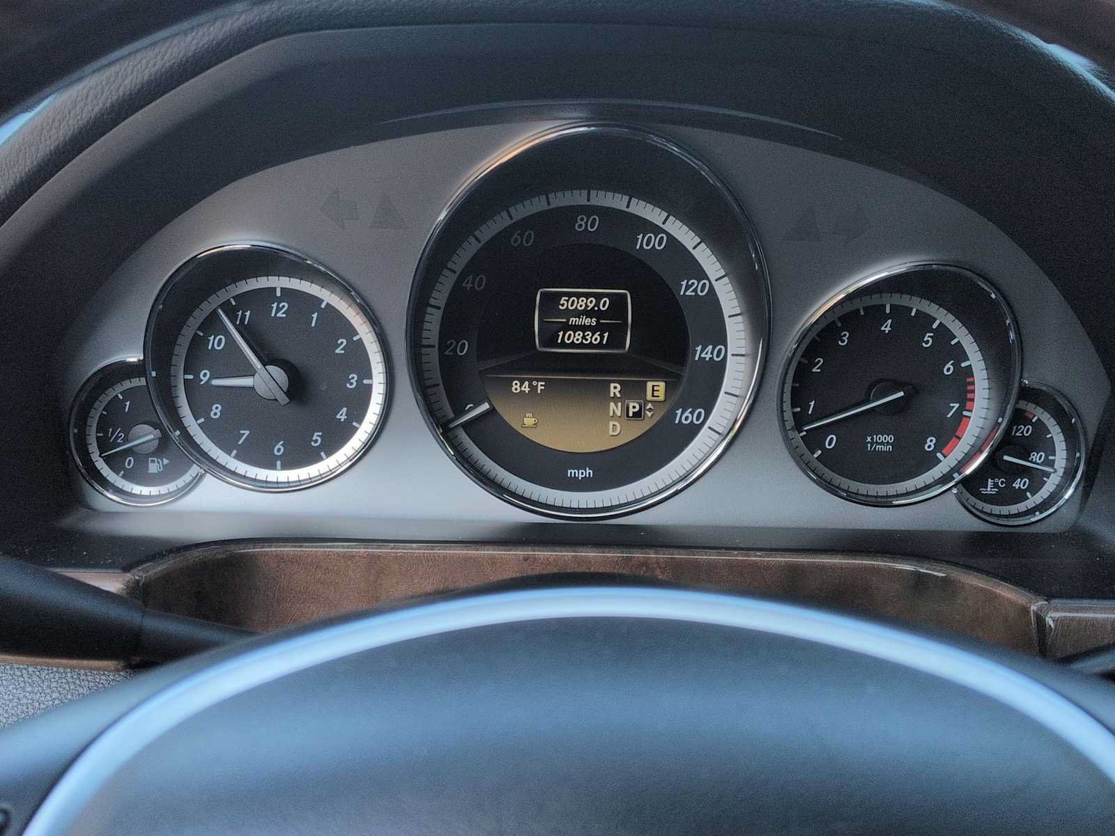 Used 2012 Mercedes-Benz E 350 4MATIC Sedan image 36