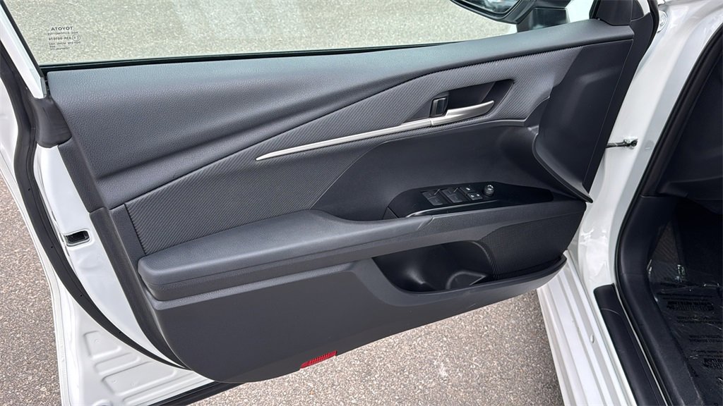 Certified 2025 Toyota Camry SE image 12