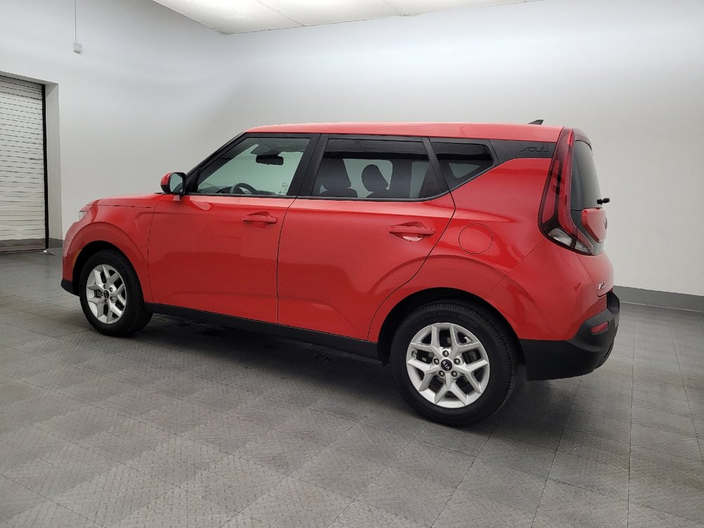 Used 2020 Kia Soul S image 3