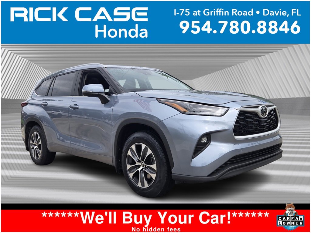 Used 2024 Toyota Highlander LE