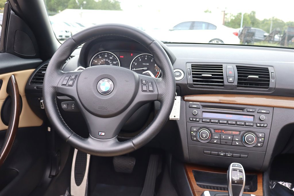 Used 2012 BMW 135i Convertible image 21