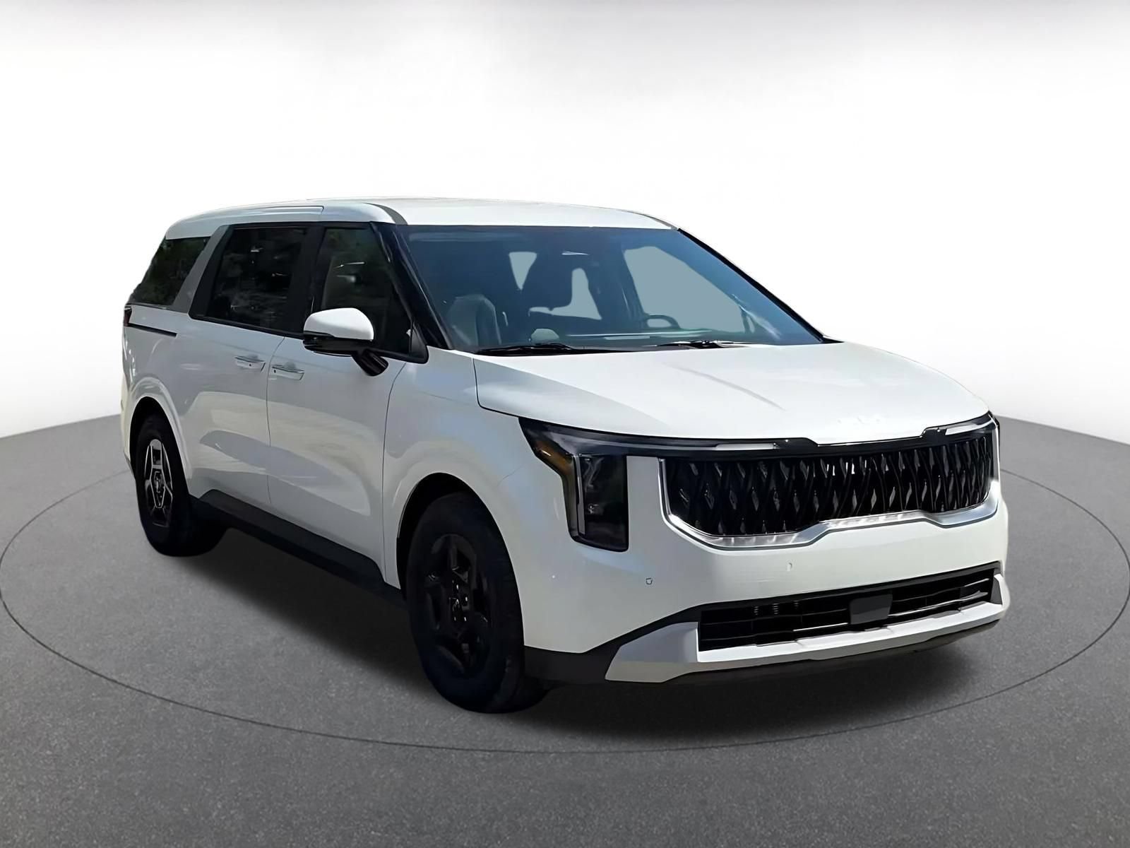 Used 2026 Kia Carnival FWD image 3